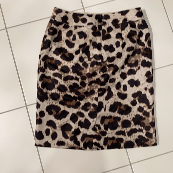 💥💥 SOLD 💥💥 BNWT Banana Republic lined animal print skirt size 8 - Picture 5 of 7